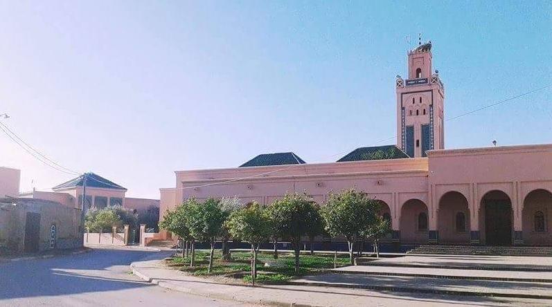 مدرسة سيد الزوين .. معلمة بارزة في تلقين العلوم الإسلامية مدرسة سيد الزوين .. معلمة بارزة في تلقين العلوم الإسلامية