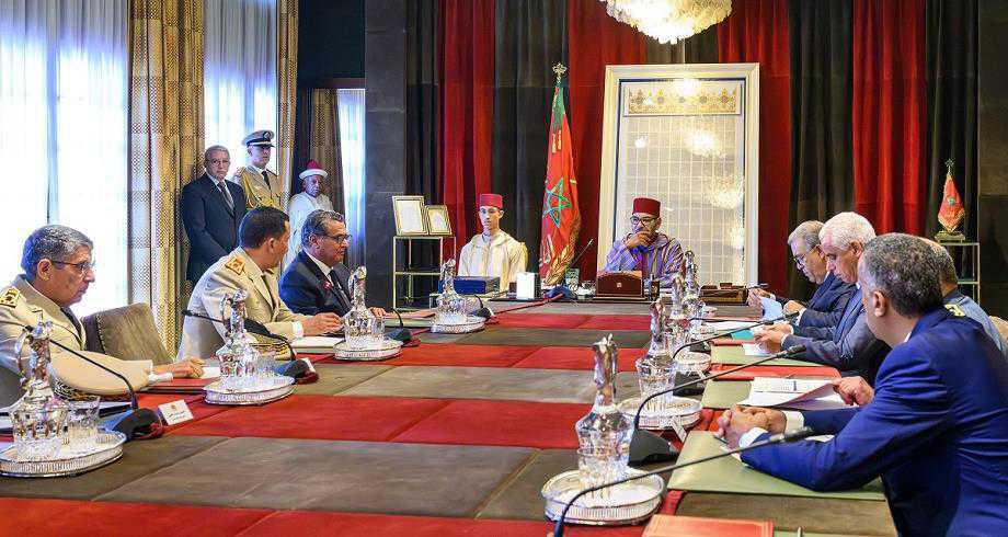 بتوجيهات من أمير المؤمنين، إقامة صلاة الغائب بجميع مساجد المملكة بعد صلاة ظهر يوم غد الأحد ترحما على أرواح شهداء الزلزال (بلاغ) بتوجيهات من أمير المؤمنين، إقامة صلاة الغائب بجميع مساجد المملكة بعد صلاة ظهر يوم غد الأحد ترحما على أرواح شهداء الزلزال (بلاغ)