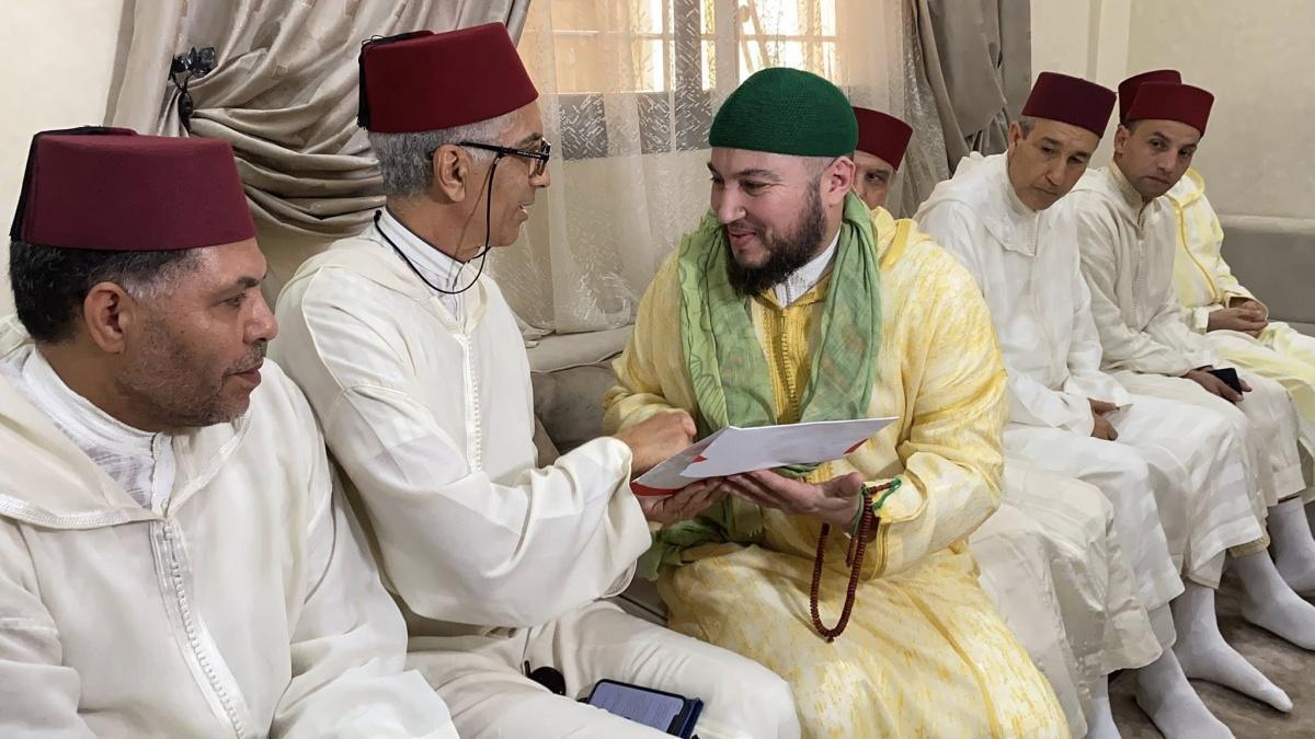‎تسليم هبة ملكية لمعاذ القادري