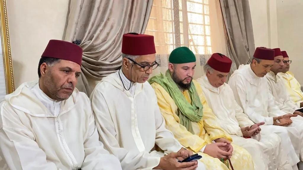 تسليم هبة ملكية لمعاذ القادري تسليم هبة ملكية لمعاذ القادري