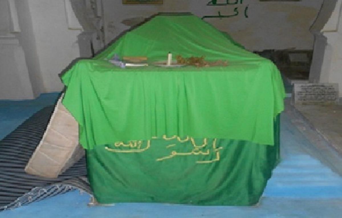 سيدي محمد بن مرزوق: الولي الصالح الذي ترك بصمته في تاريخ أصيلا سيدي محمد بن مرزوق: الولي الصالح الذي ترك بصمته في تاريخ أصيلا