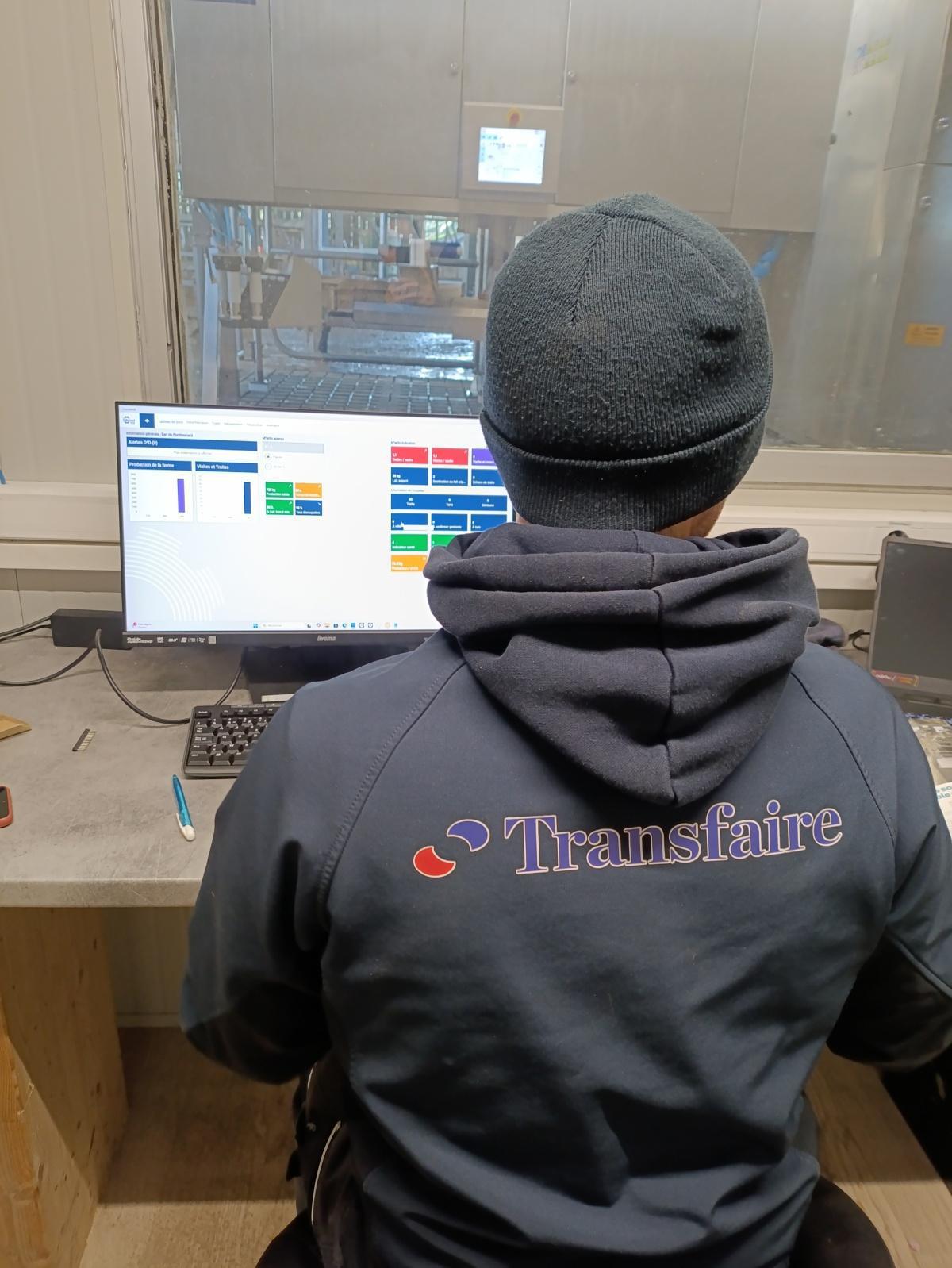 Une nouvelle mise en route du robot Merlin de chez Fullwood Joz à Saint Denoual (Côtes d'Armor) Une nouvelle mise en route du robot Merlin de chez Fullwood Joz à Saint Denoual (Côtes d'Armor)