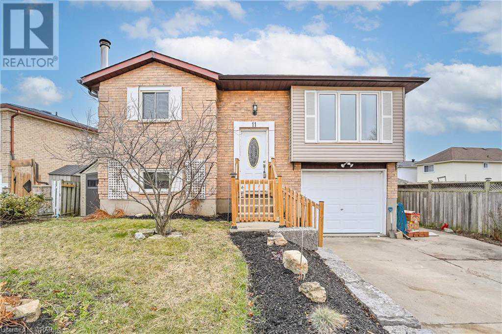 Cambridge N1R7N5 | 3+1 Bed 2 Bath | $699,999 Cambridge N1R7N5 | 3+1 Bed 2 Bath | $699,999