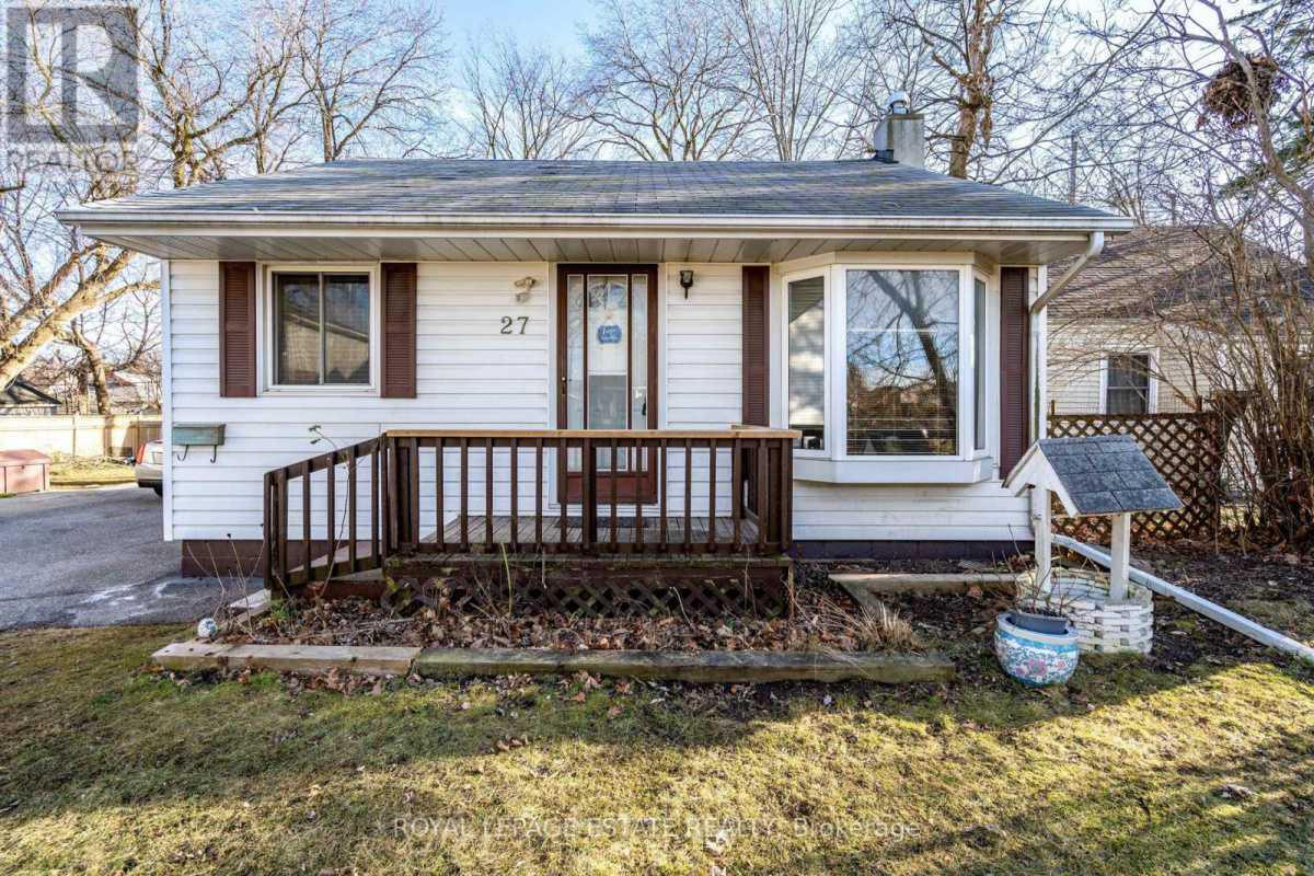 Ajax L1S1W7 | 2+1 Bed 2 Bath | $579,900 Ajax L1S1W7 | 2+1 Bed 2 Bath | $579,900