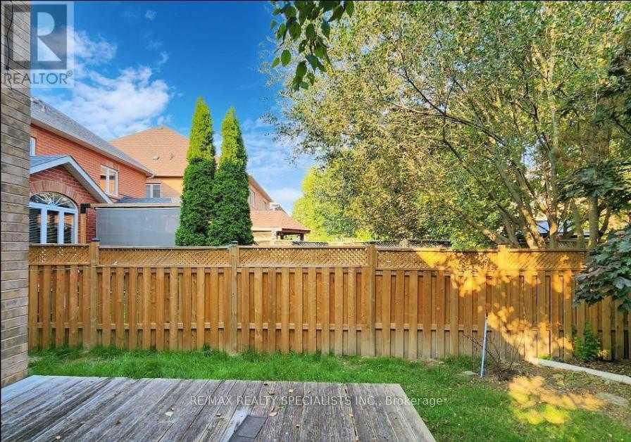 Mississauga L5W1C4 | 3 Bed 3 Bath | $3,400 Mississauga L5W1C4 | 3 Bed 3 Bath | $3,400