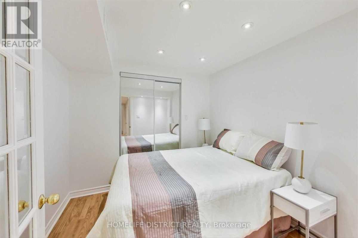 Vaughan L6A2K4 | 3+1 Bed 3 Bath | $3,800 Vaughan L6A2K4 | 3+1 Bed 3 Bath | $3,800