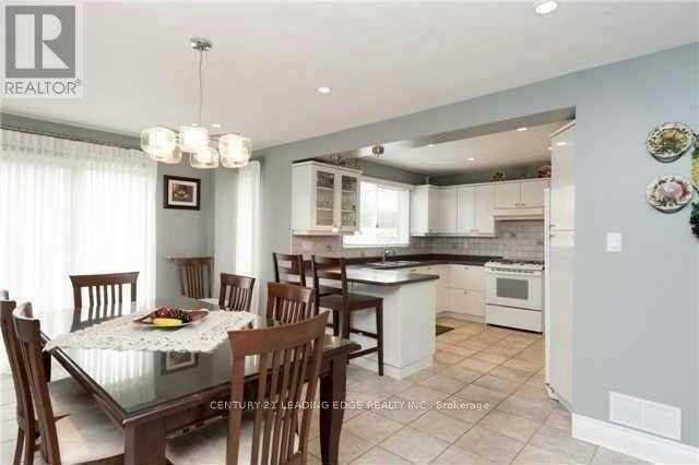 Vaughan L6A1J7 | 3 Bed 3 Bath | $3,500 Vaughan L6A1J7 | 3 Bed 3 Bath | $3,500