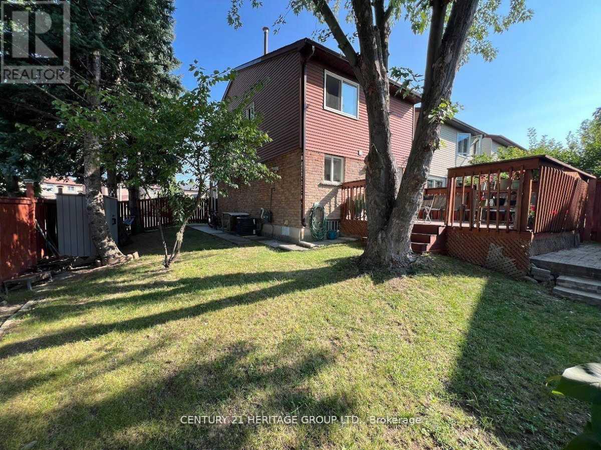 Vaughan L4J3A5 | 3 Bed 3 Bath | $3,800 Vaughan L4J3A5 | 3 Bed 3 Bath | $3,800