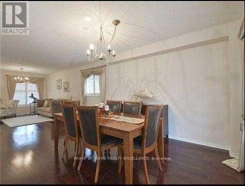 Mississauga L5V2K6 | 3+1 Bed 4 Bath | $3,845 Mississauga L5V2K6 | 3+1 Bed 4 Bath | $3,845