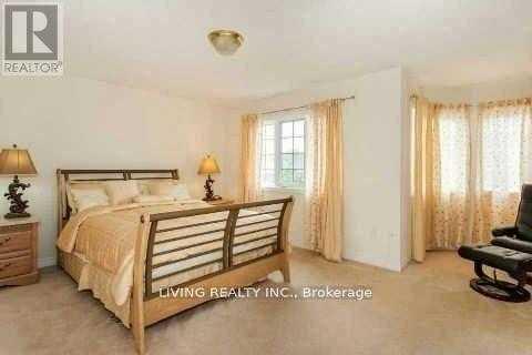 Mississauga L5M1Y8 | 4+1 Bed 4 Bath | $3,700 Mississauga L5M1Y8 | 4+1 Bed 4 Bath | $3,700