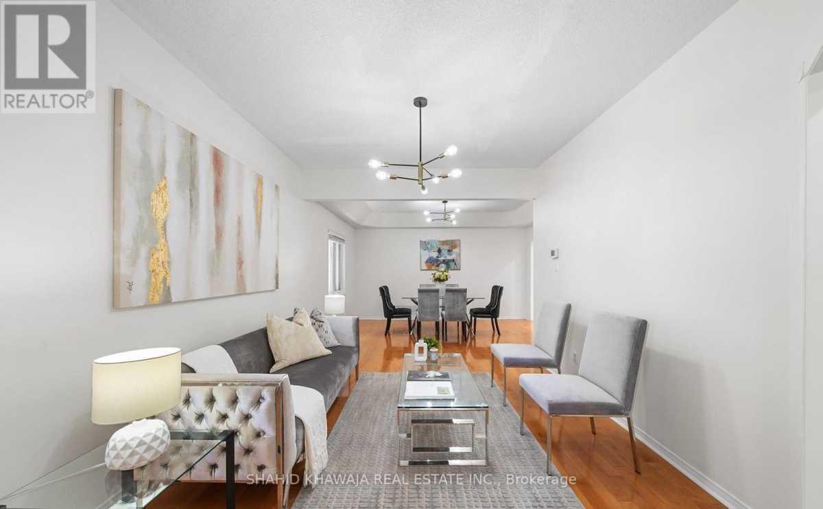 Mississauga L5W1K7 | 4 Bed 4 Bath | $4,200 Mississauga L5W1K7 | 4 Bed 4 Bath | $4,200