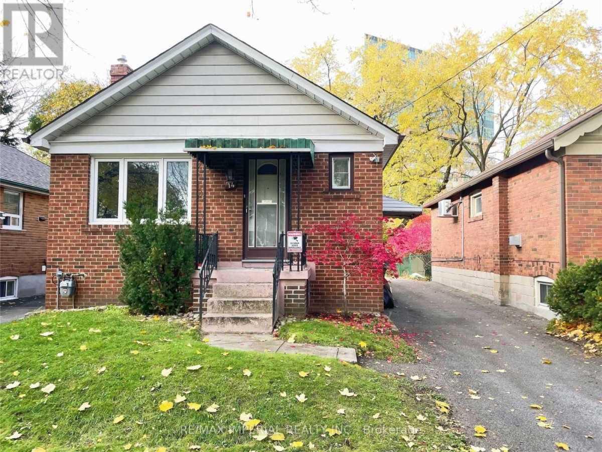 Toronto M8Z4V8 | 2+2 Bed 2 Bath | $3,500 Toronto M8Z4V8 | 2+2 Bed 2 Bath | $3,500