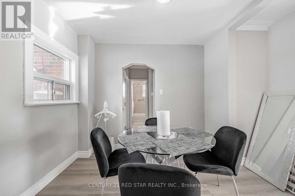 Toronto M9W2M3 | 3 Bed 2 Bath | $3,500