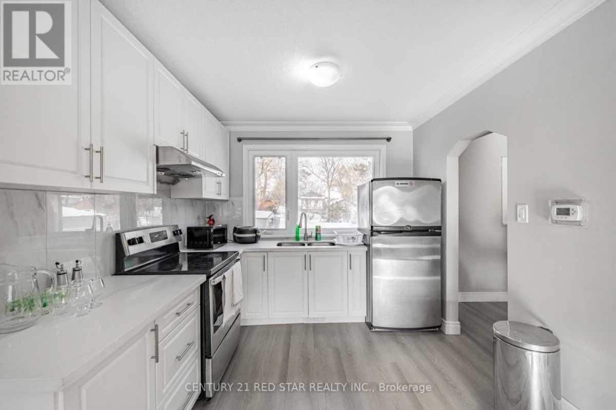 Toronto M9W2M3 | 3 Bed 2 Bath | $3,500