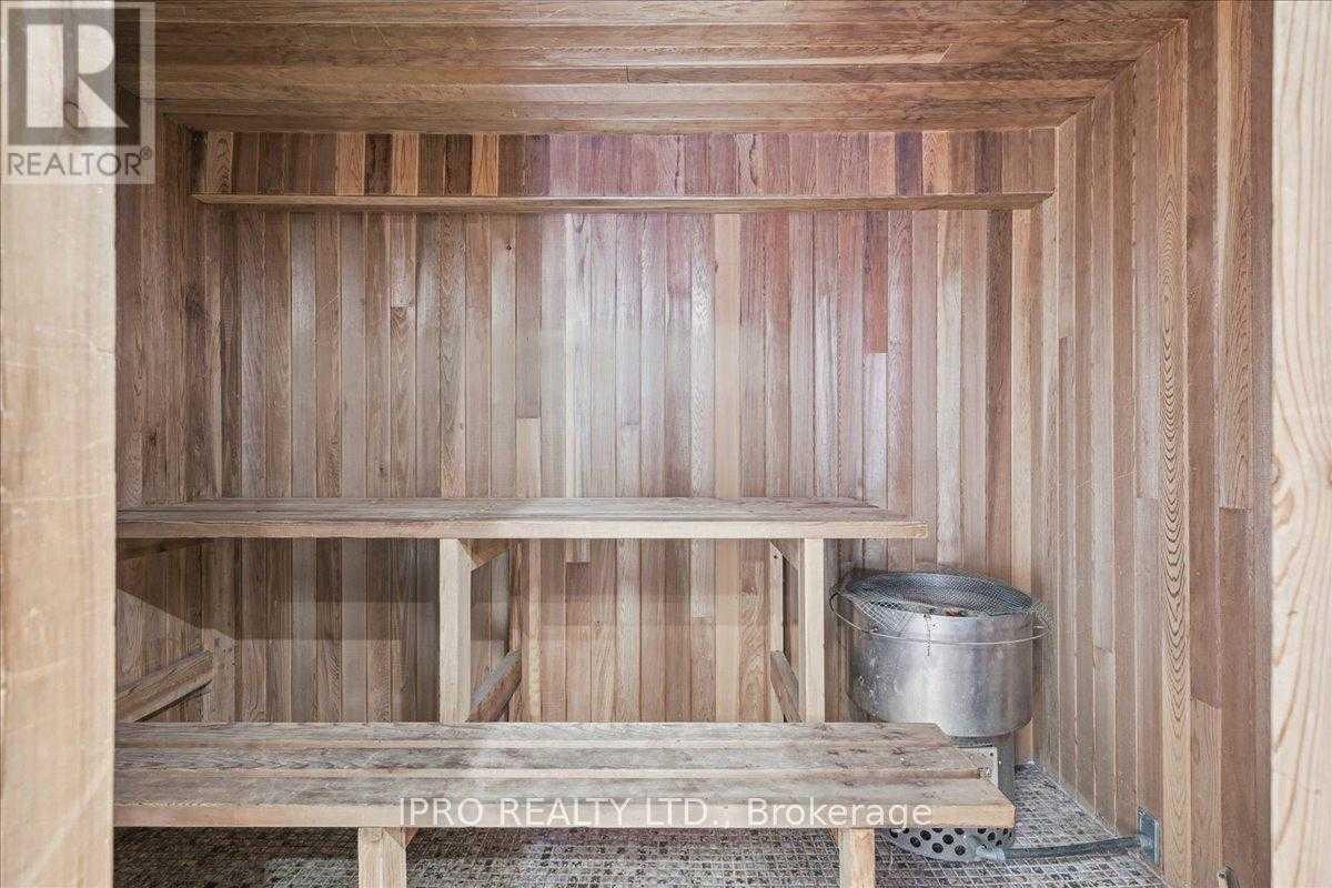 Mississauga L5H1K3 | 3 Bed 2 Bath | $3,200 Mississauga L5H1K3 | 3 Bed 2 Bath | $3,200