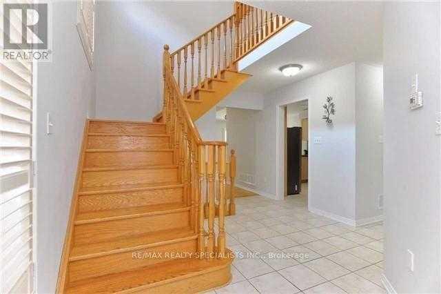 3324 RAINDANCE CRESCENT Mississauga | 3 Bed 4 Bath | $3,800 3324 RAINDANCE CRESCENT Mississauga | 3 Bed 4 Bath | $3,800