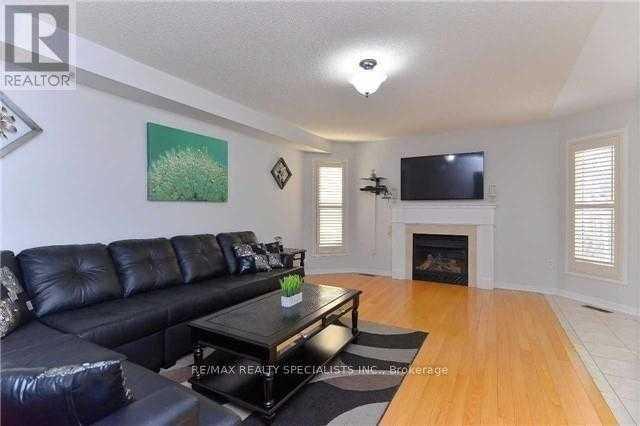 3324 RAINDANCE CRESCENT Mississauga | 3 Bed 4 Bath | $3,800