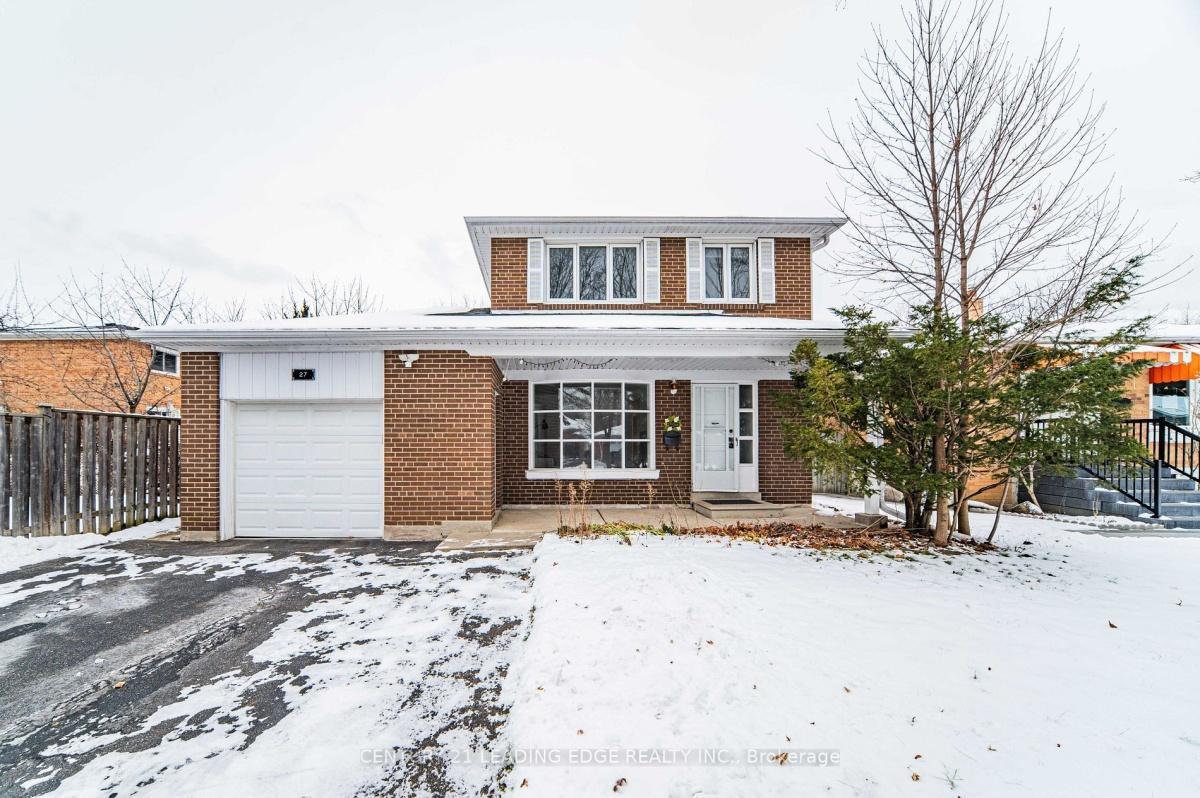 27 Hookwood Dr Toronto | 4+1 Bed 4 Bath | $1,099,000 27 Hookwood Dr Toronto | 4+1 Bed 4 Bath | $1,099,000