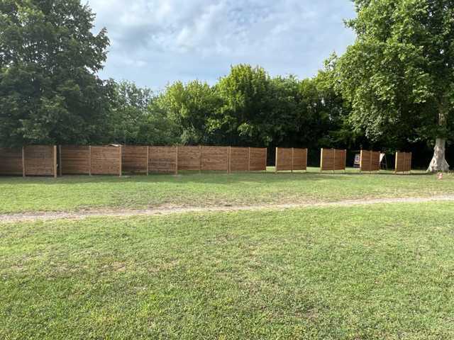 Clôture bois pour un stand de tir à l'arc