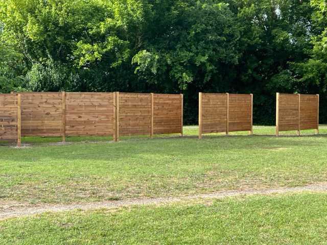 Clôture bois pour un stand de tir à l'arc