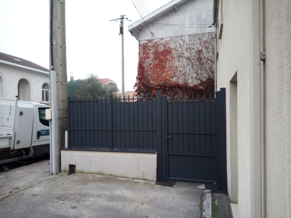 Portail, portillon et clôtures PONT-AVEN Portail, portillon et clôtures PONT-AVEN