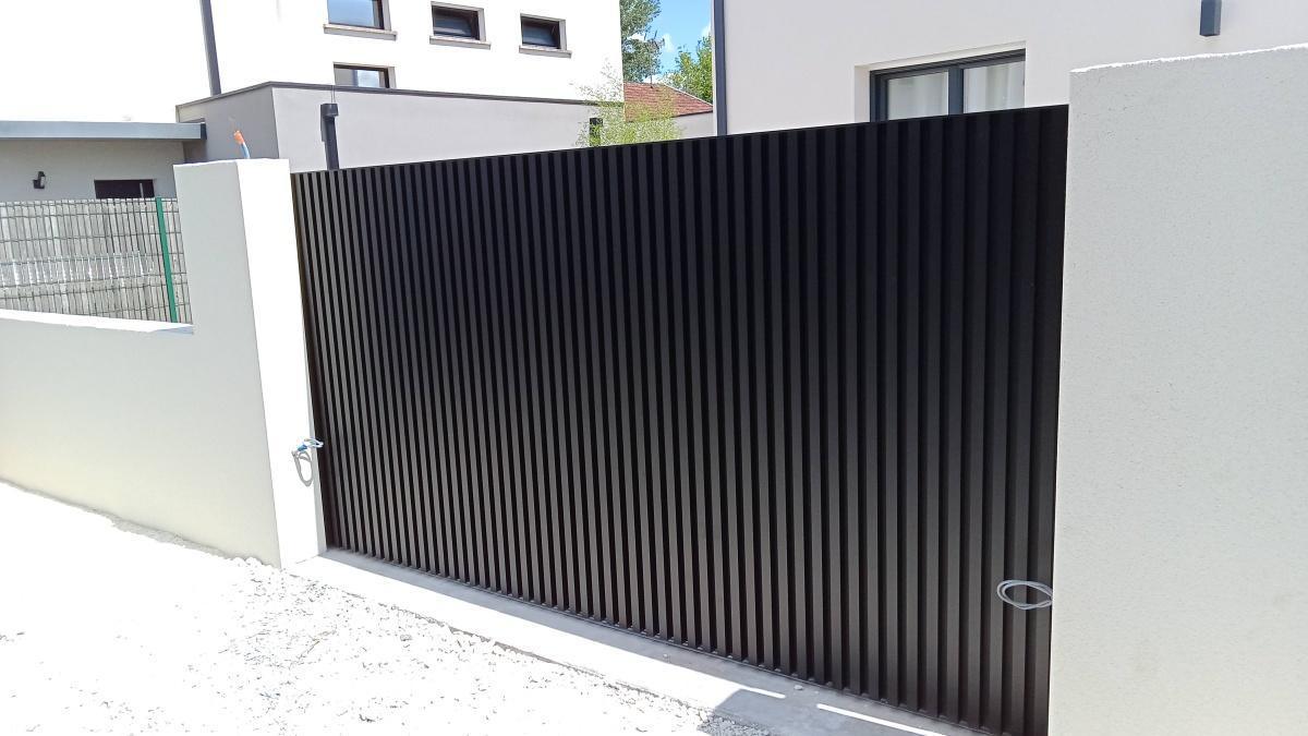 Portail coulissant et portillon ABEL Portail coulissant et portillon ABEL