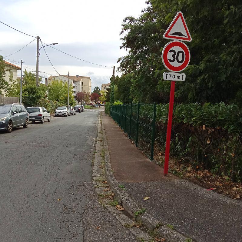 Résidence à Villenave-d’Ornon – Installation de clôtures LIPPI vertes