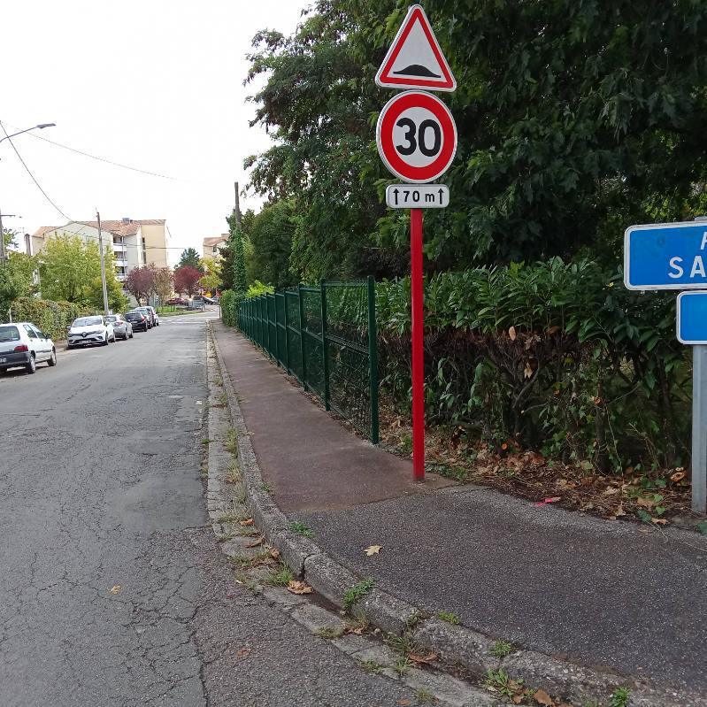 Résidence à Villenave-d’Ornon – Installation de clôtures LIPPI vertes