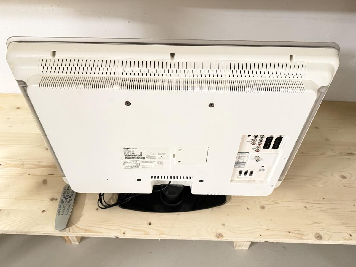 Télévision Philips 32 pouces blanche