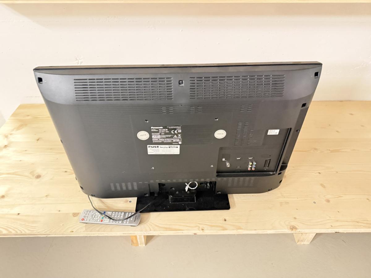 Télévision Panasonic 32 pouces noire