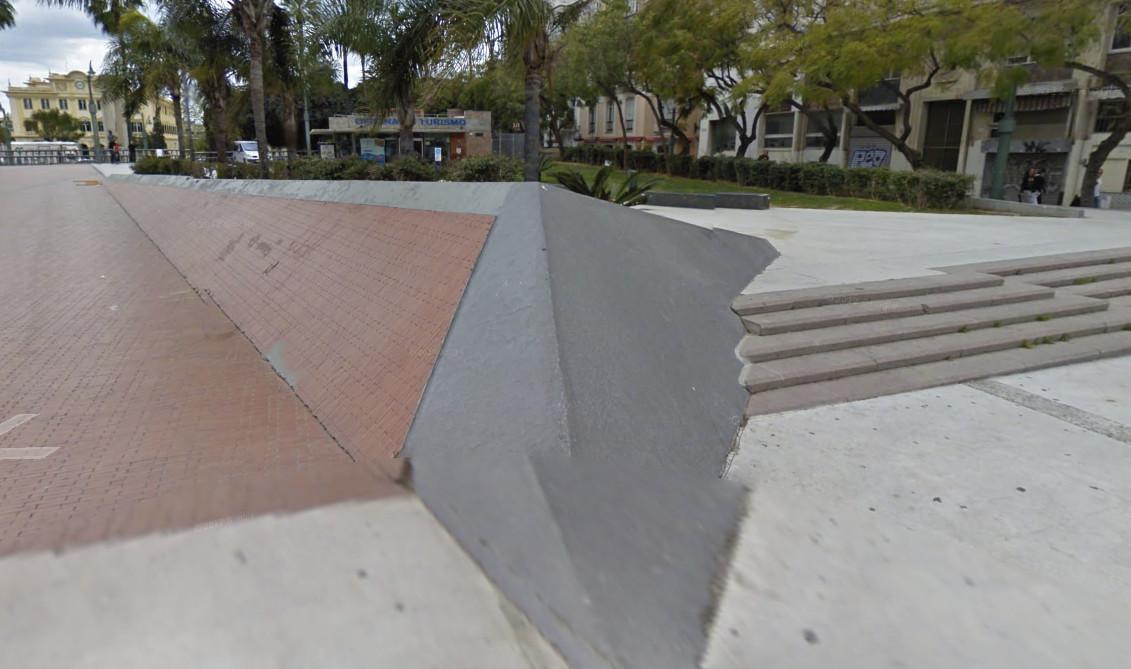 Street Spot en la Plaza de la Marina
