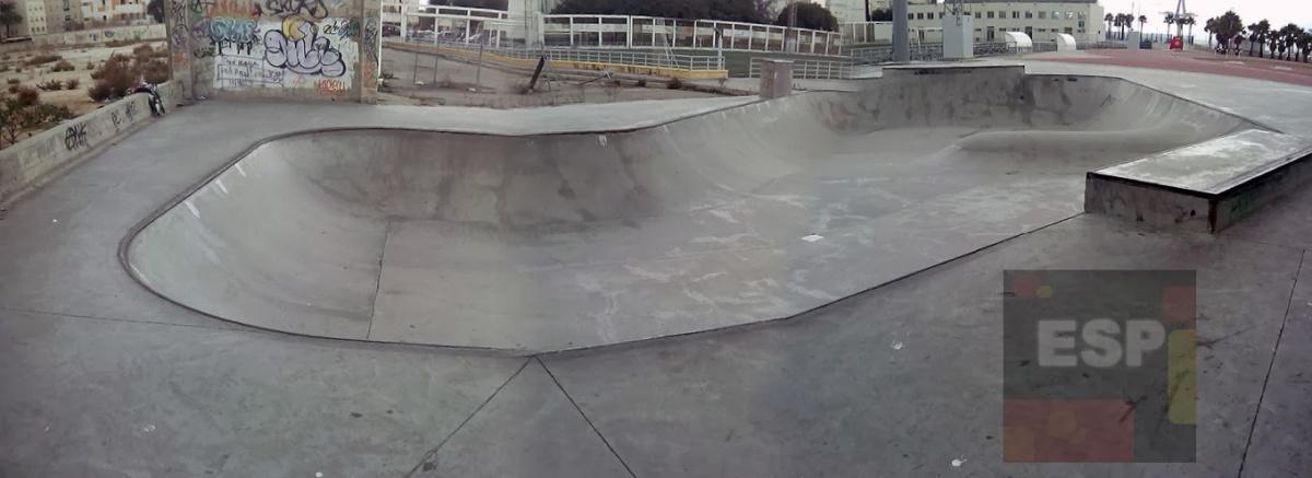 Tres skateparks con bowls en Cádiz Tres skateparks con bowls en Cádiz