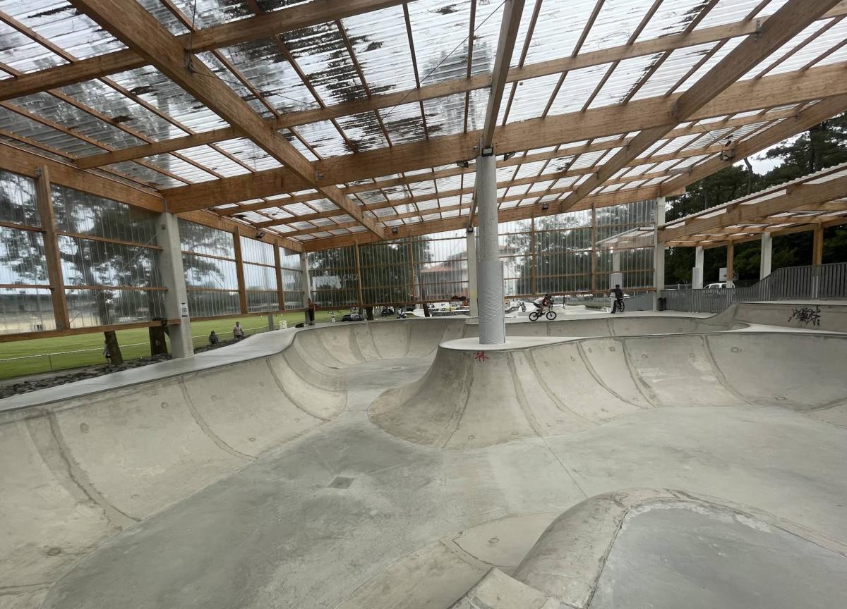 9 Skateparks con sombra para visitar este 2025 por España (y un extra en Francia) ☀️🌳 9 Skateparks con sombra para visitar este 2025 por España (y un extra en Francia) ☀️🌳
