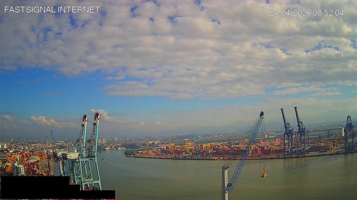 Itajaí Brazil Live Cam | Port of Itajaí Ships, Ocean & City 24/7 | Costão FM