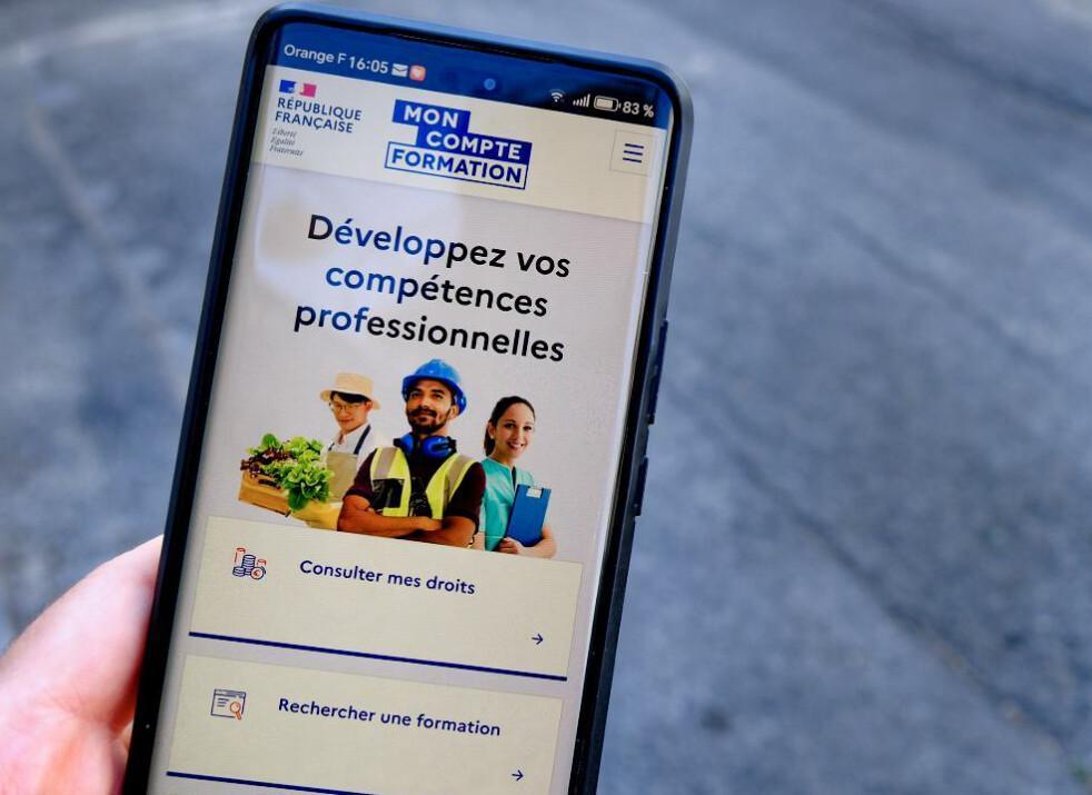 Polémique autour du projet de "vérification" des dossiers CPF du ministre du Travail