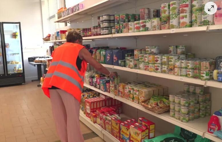 Pâtes à 30 centimes le paquet, viande à 50 centimes le kilo : à Nîmes, l'Afpa et la Banque alimentaire ouvrent une épicerie solidaire pour aider les stagiaires