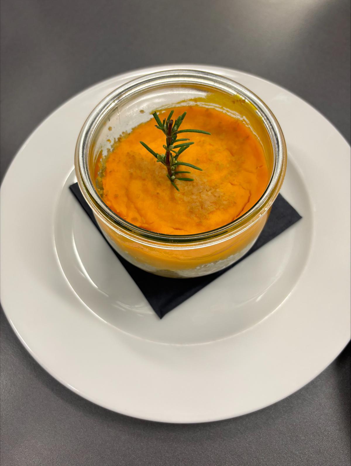 Parmentier de canard confit, poire et quinoa à la courge