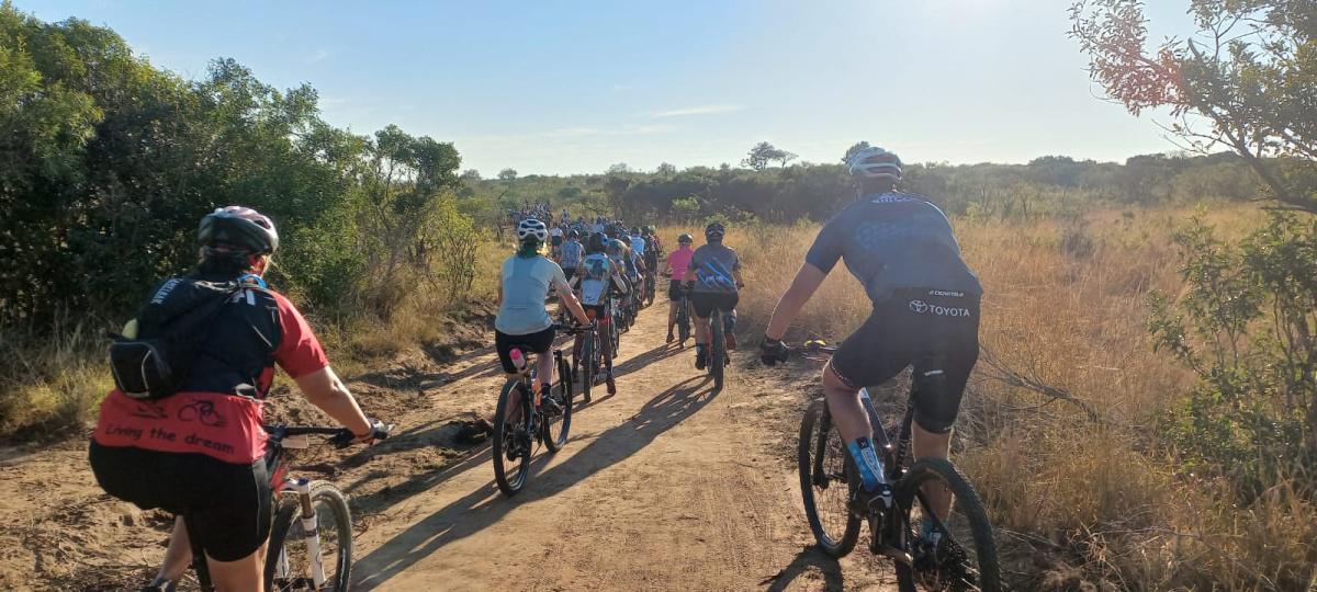 Imfolozi MTB Challenge - 40kms of the most incredible scenery. Some of the non riders spotted readying themselves this morning. #happiness