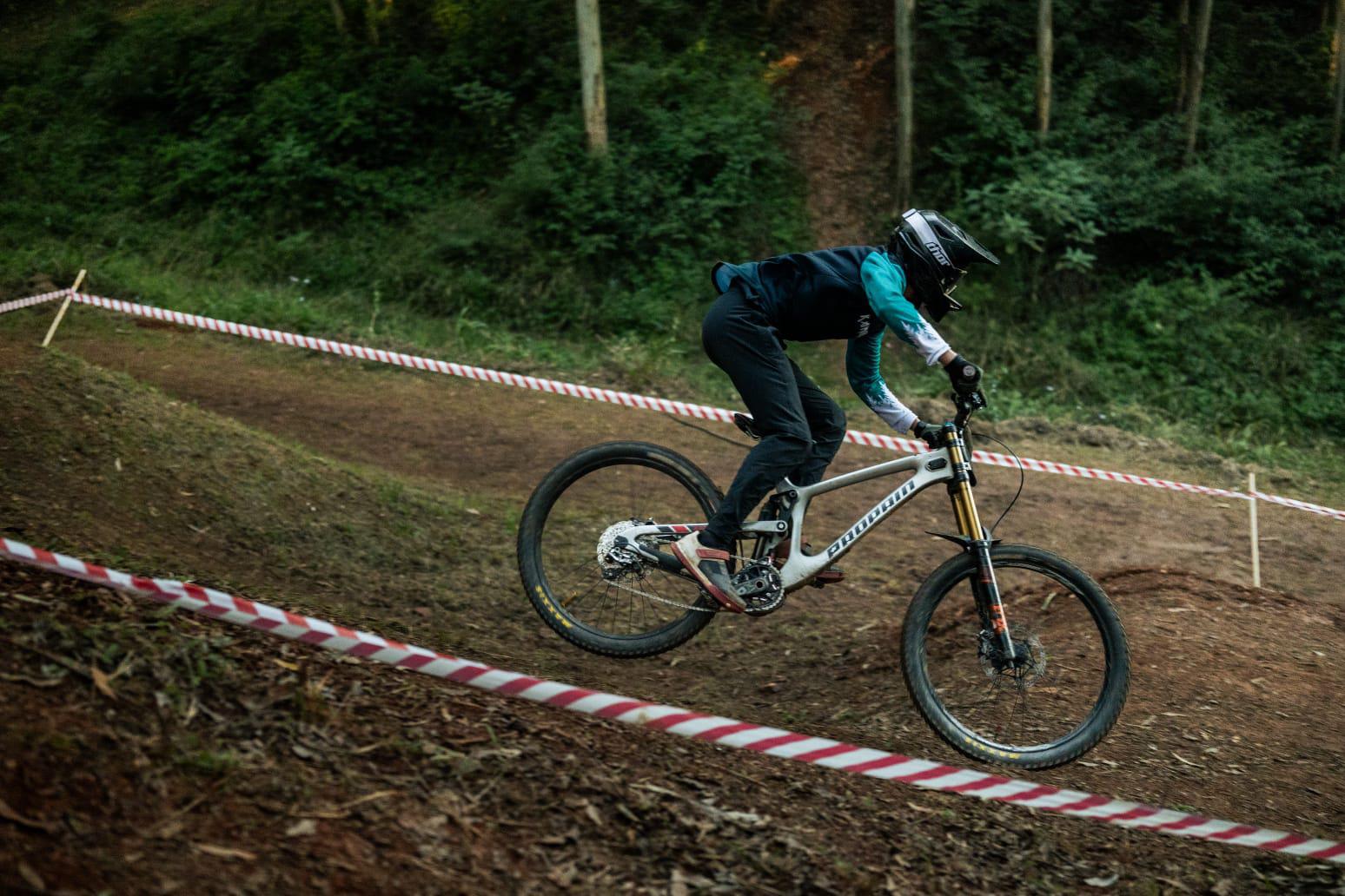 SA DHI #4 & KZN DHI CHAMPS - Photos Credit: EYE OF TY