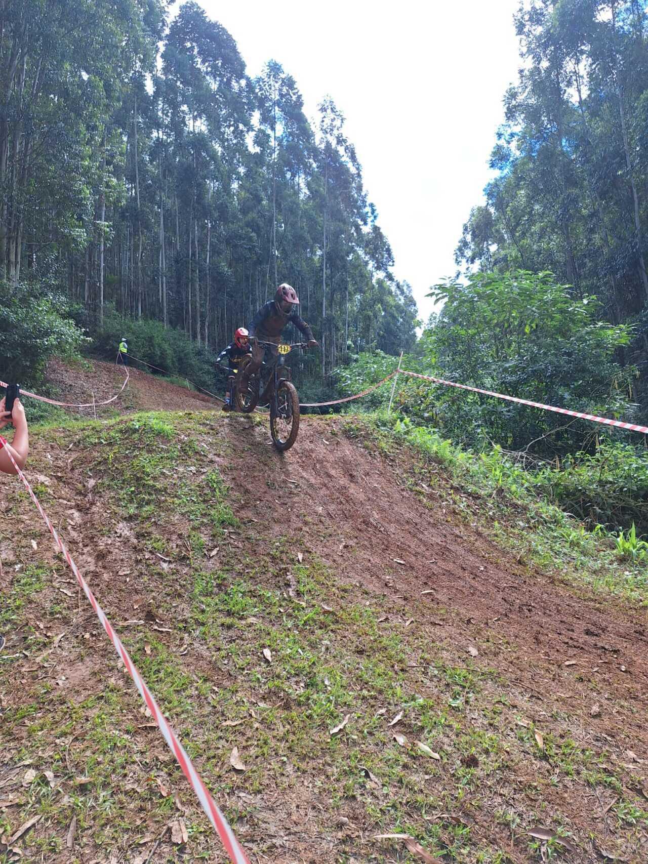 SA Downhill