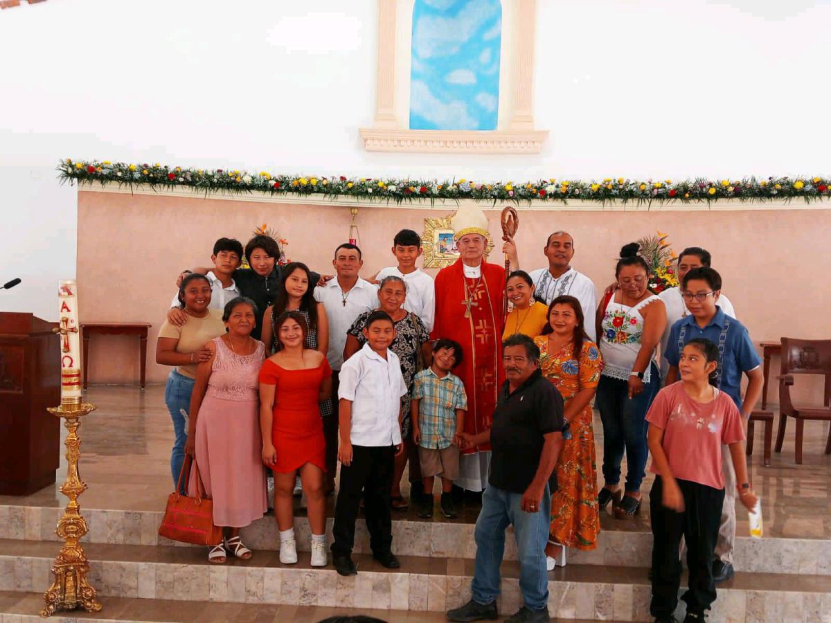 Confirmaciones de los jóvenes de la Parroquia de Nuestra Señora del Carmen, en Cancún.