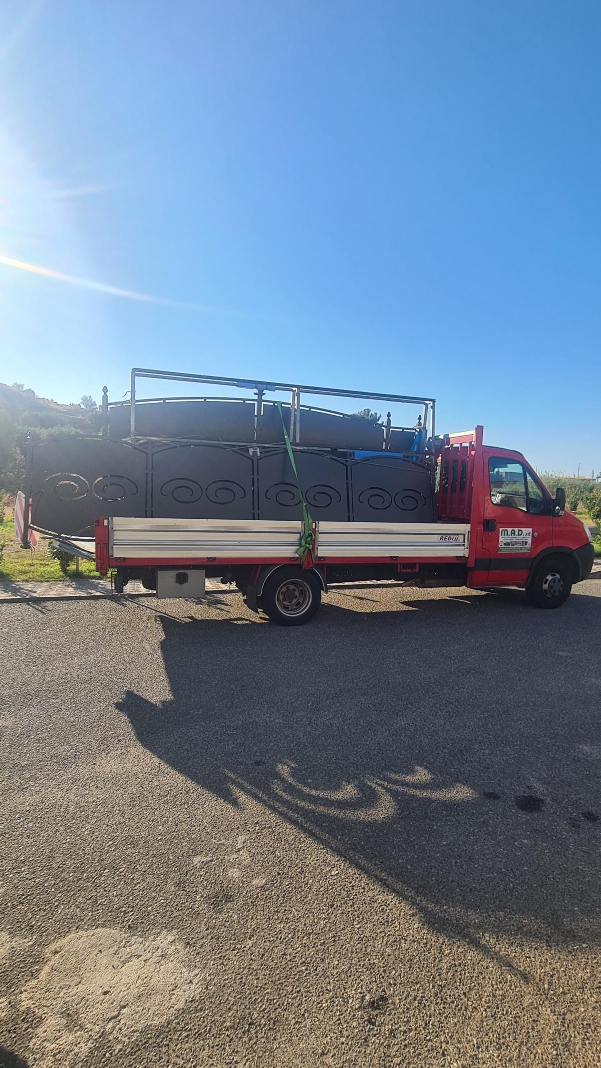 "Arte in Ferro: Recinzioni e Cancelli Incisi al Laser che Uniscono Estetica e Sicurezza" "Arte in Ferro: Recinzioni e Cancelli Incisi al Laser che Uniscono Estetica e Sicurezza"