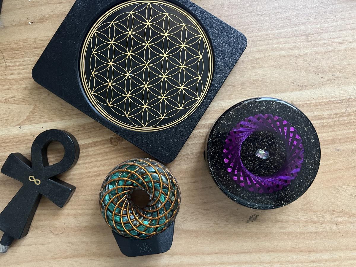 Frequency as a Healing Tool: Exploring the Science of Electromedicine, Sound & PEMF Frequency as a Healing Tool: Exploring the Science of Electromedicine, Sound & PEMF