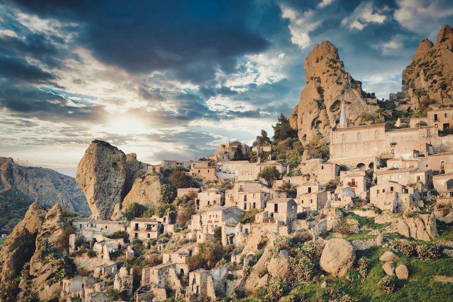 Pentadattilo Pentadattilo