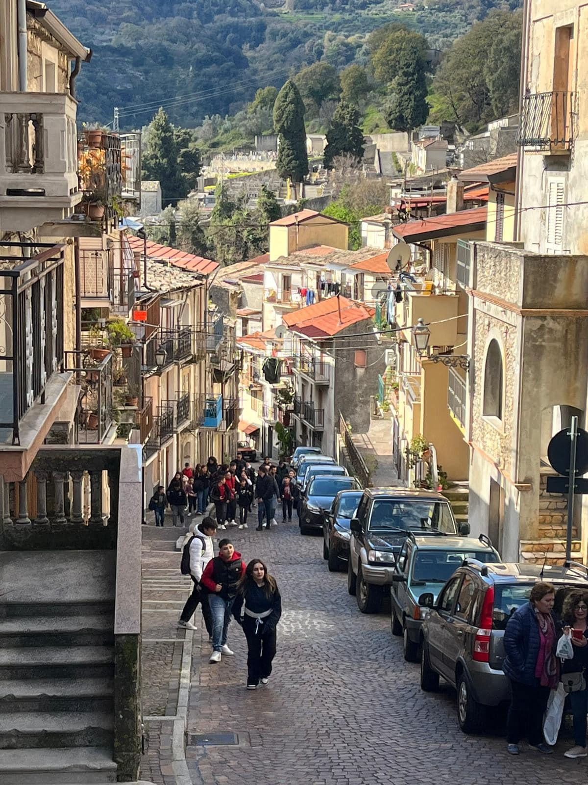 G I O R N A T E F A I G I O R N A T E F A I