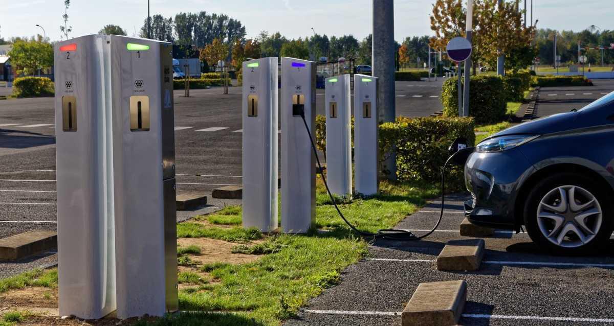 Déploiement des véhicules électriques : la CFDT relance la direction