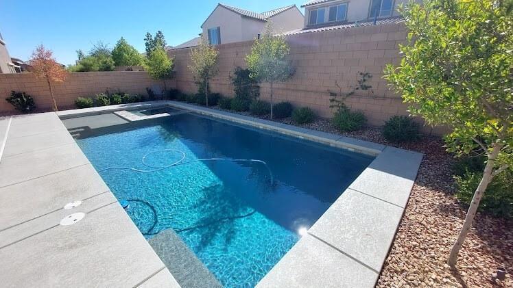 Pool Maintenance and Cleaning Services