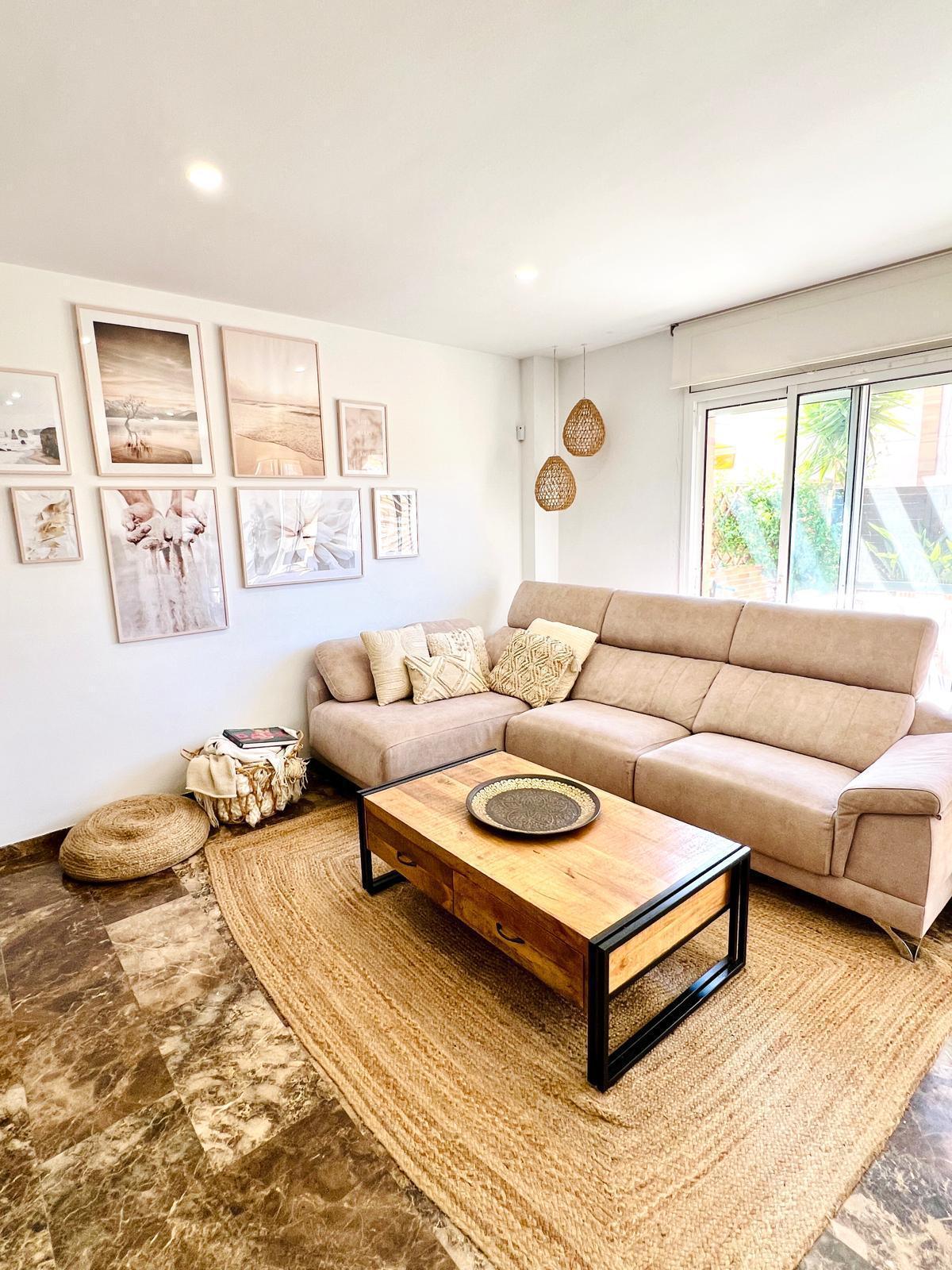 Preciosa casa en Vilafortuny con piscina, jardines y zonas deportivas