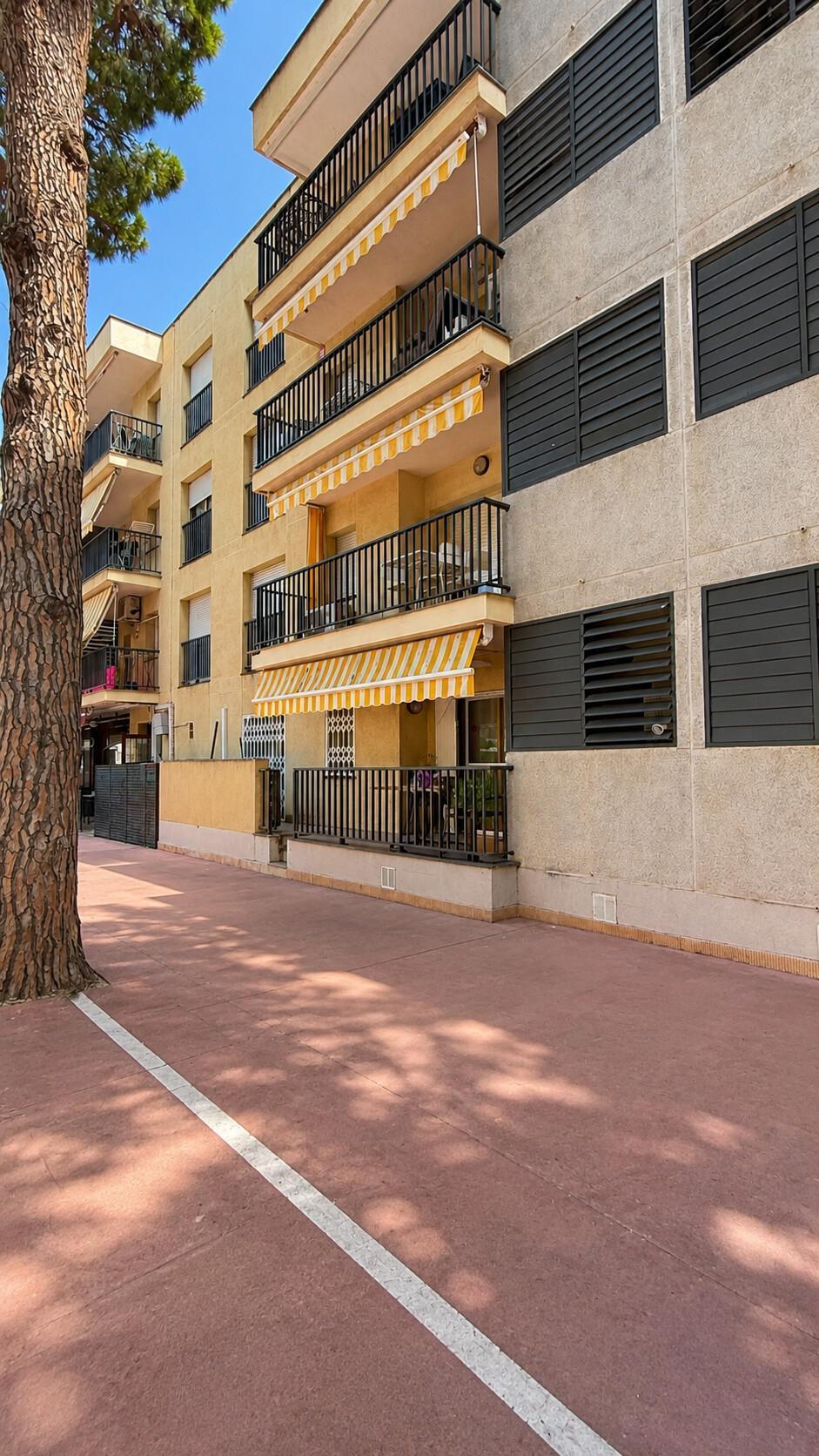  Diseño, confort y playa | Exclusiva planta baja totalmente reformada en Cambrils