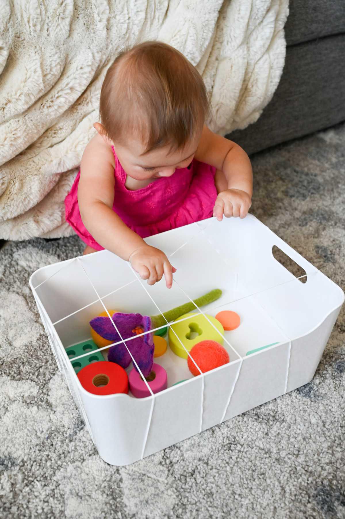 Rubber Band Toy Grab